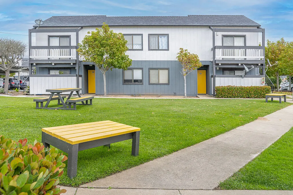 The Gates at the Marina Apartments — Photo 3