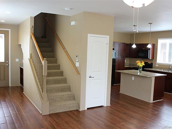 4th image of 1101 Kukulu St Unit 6