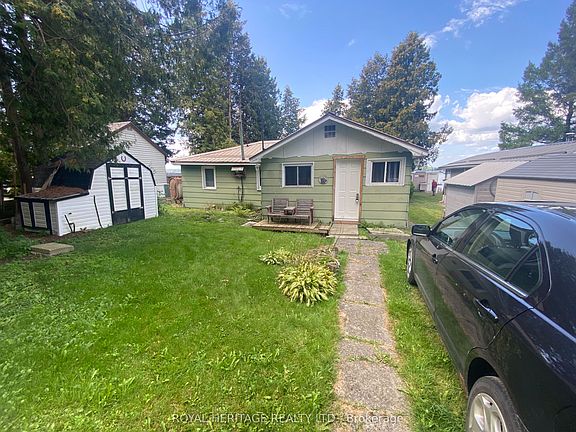 4th image of 80 Parker Dr