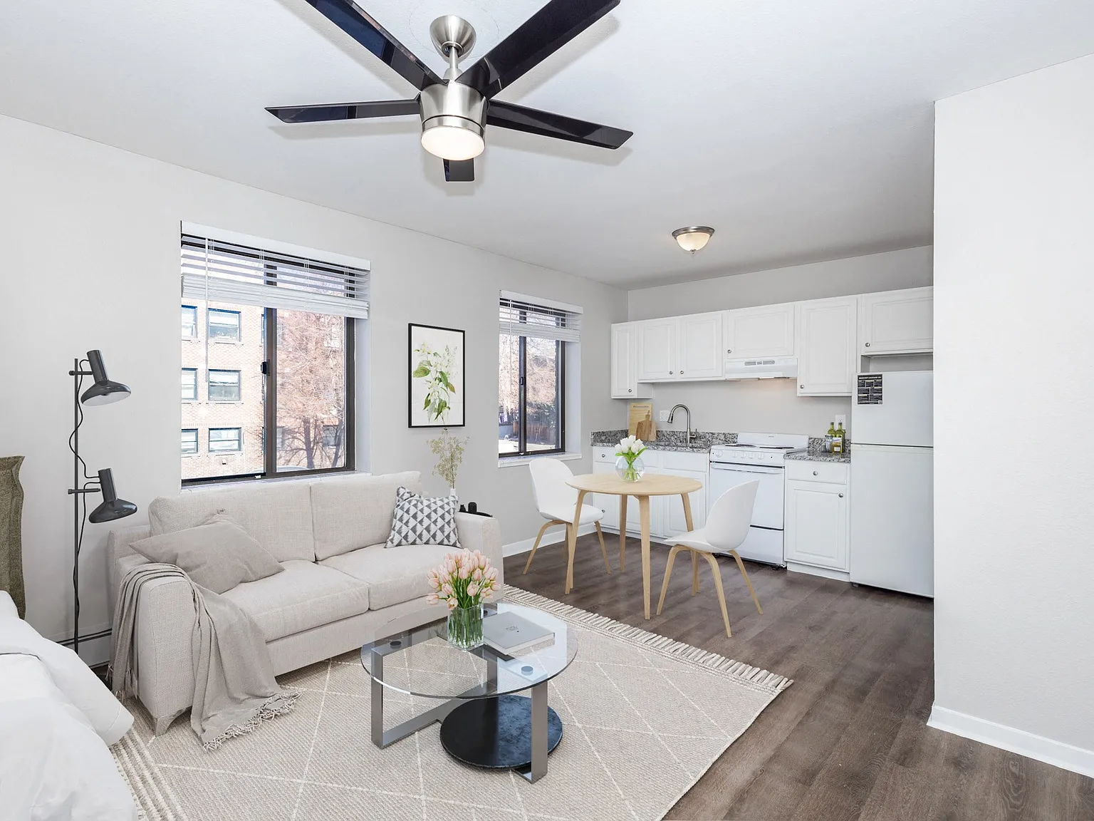 Crown Apartments — Photo 4