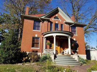 1435 Hampshire St, Quincy, IL 62301