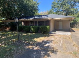 1412 Ed Gray Dr, Greenville, MS 38703