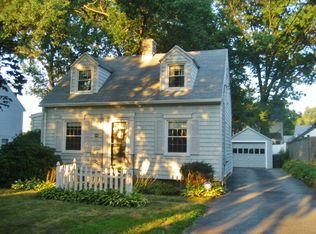 229 Chalmers St, Springfield, MA 01118