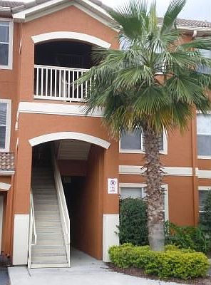 2nd image of 8813 Villa View Cir Unit 201