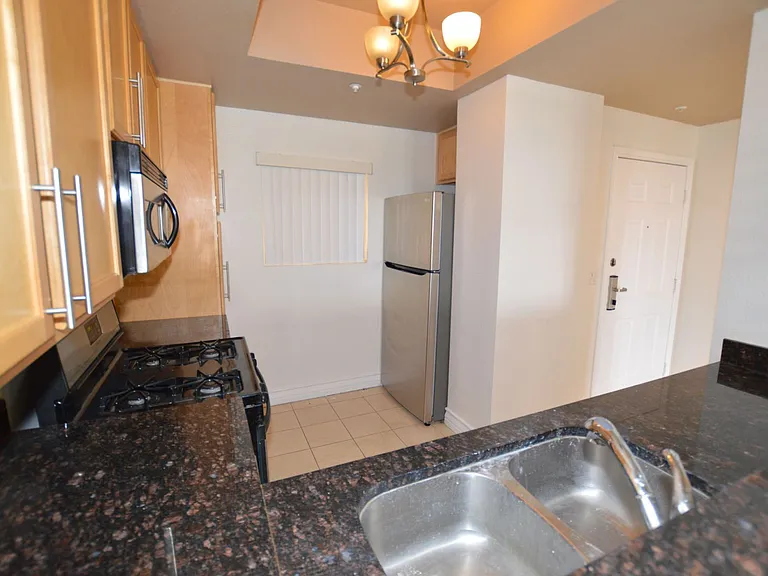 270 E Flamingo Rd #211 — Photo 2