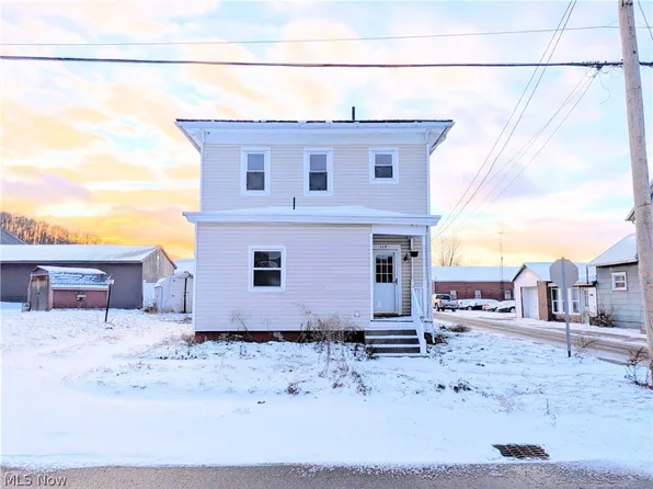 117 Market St N, Waynesburg, OH 44688