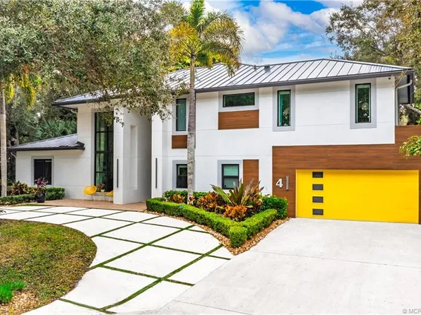 4 Heritage Way, Sewalls Pt, FL 34996