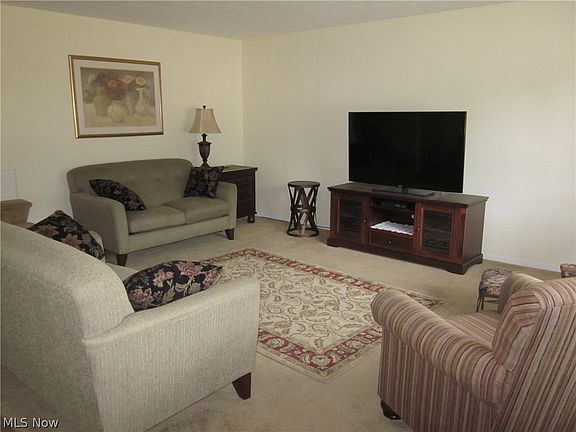 3rd image of 20177 Arlington Dr
