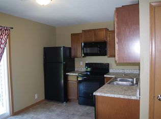 17 Sarpy Rd, Shiloh, IL 62221