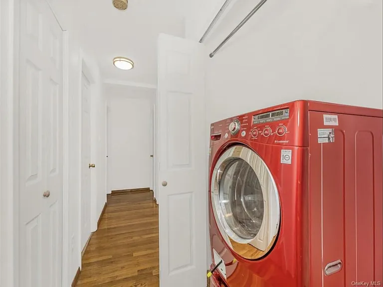 2169 Davidson Ave #2 — Photo 9