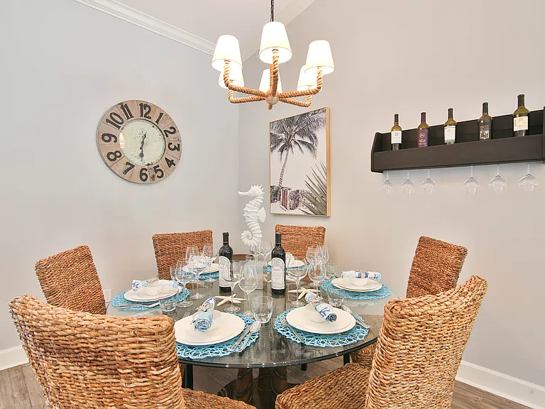 1102 Mallorca Dr — Photo 22