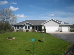 3300 Bridge Rd, Suamico, WI 54313
