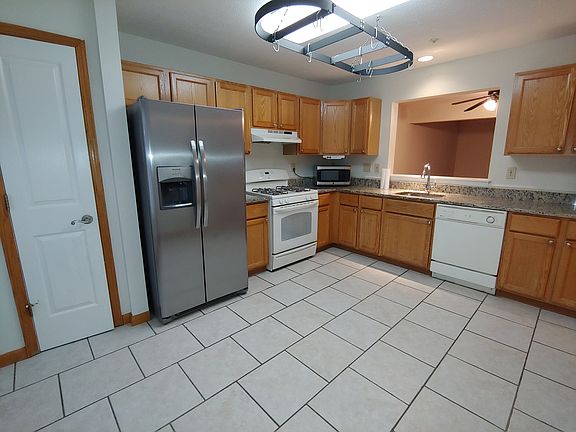5th image of 2665 Worrell Ct
