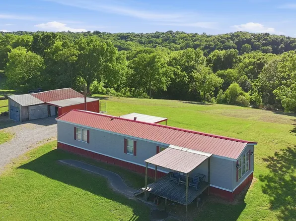 8526 Crawley Hill Rd, Mt Pleasant, TN 38474