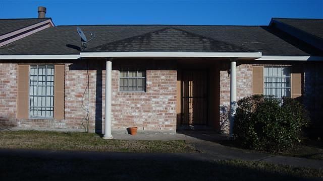 1st image of 6835 Chasewood Dr
