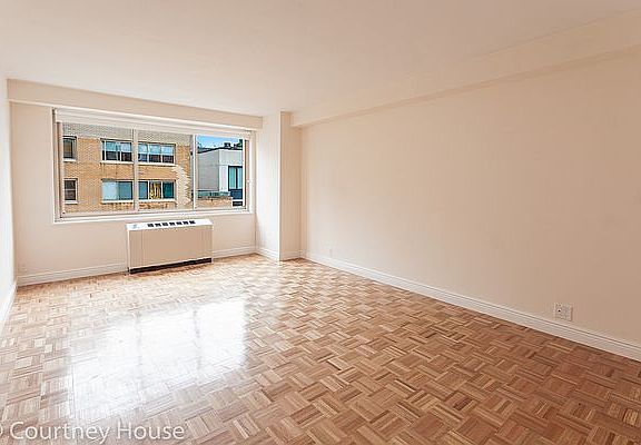 3rd image of 55 W 14th St APT 12C