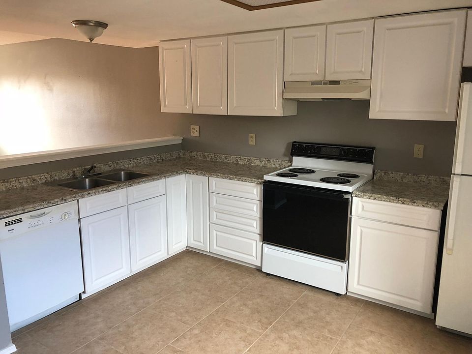 1812 Monterey Rd APT C, Colorado Springs, CO 80910 | Zillow