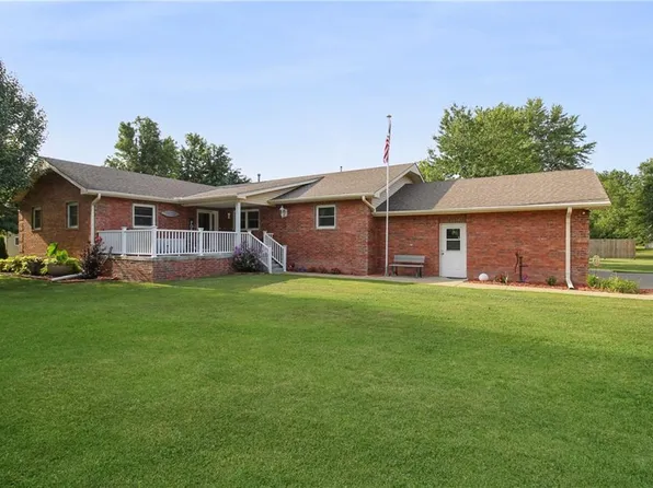 3601 Morgan Ave, Parsons, KS 67357