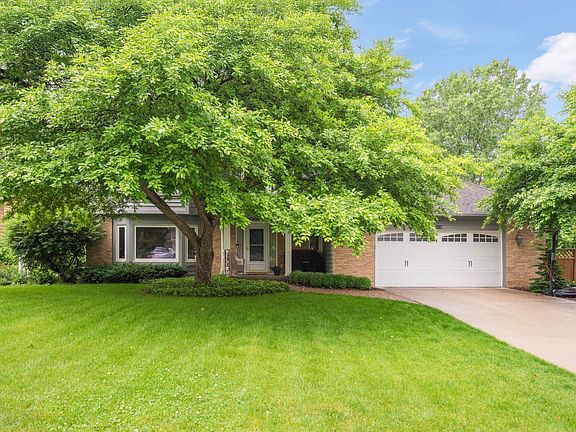 3rd image of 4189 Countryside Dr