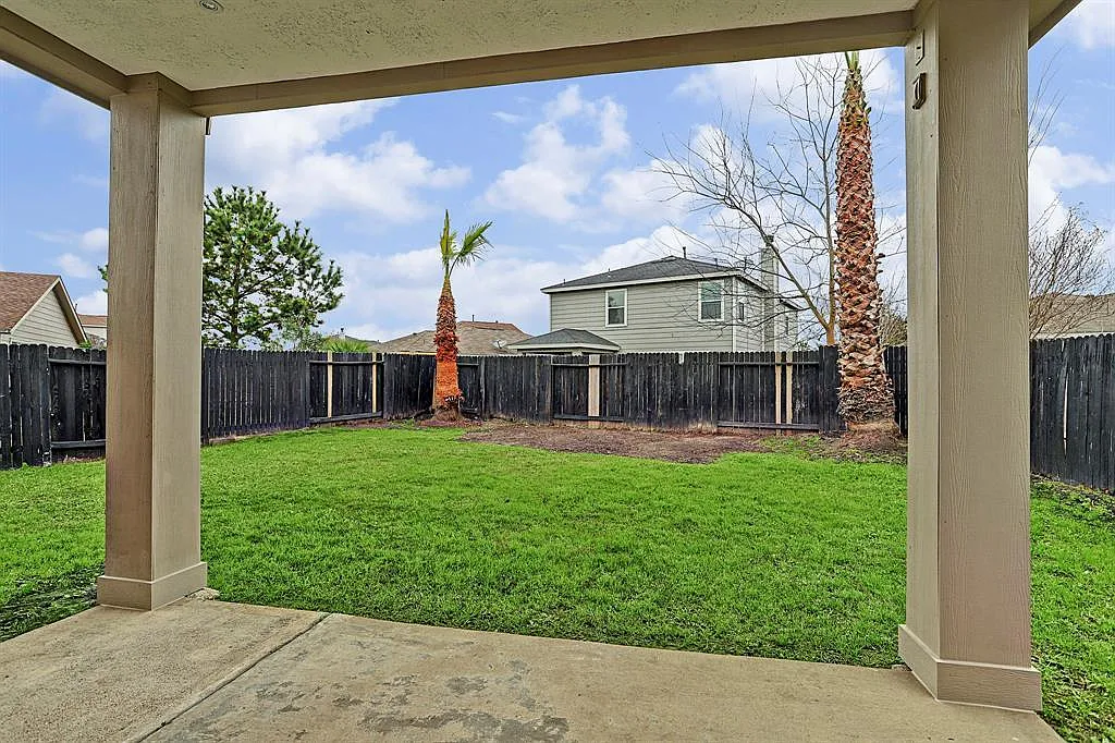 3 bed, 1442 sqft, $1,750 — Photo 3