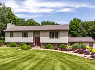 325 28th St SW, Rochester, MN 55902