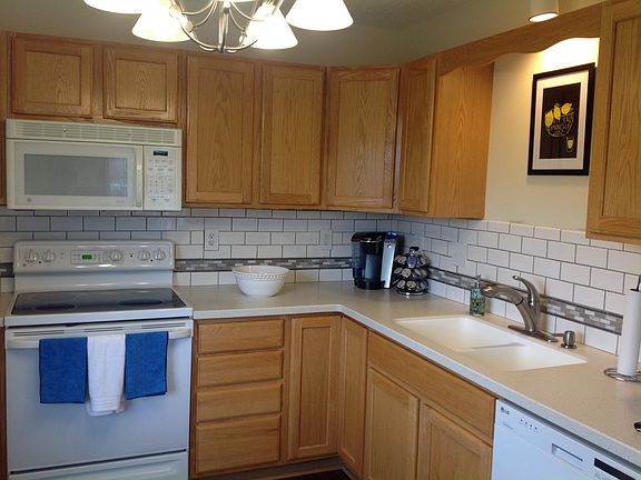 3rd image of 2517 Cobble Hill Ct Unit L