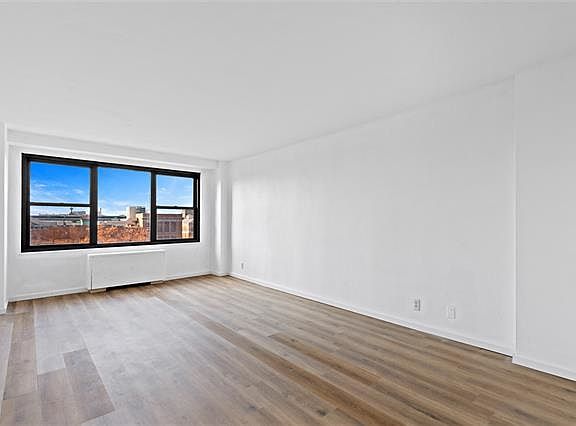2nd image of 225 Saint Pauls Ave APT 5S