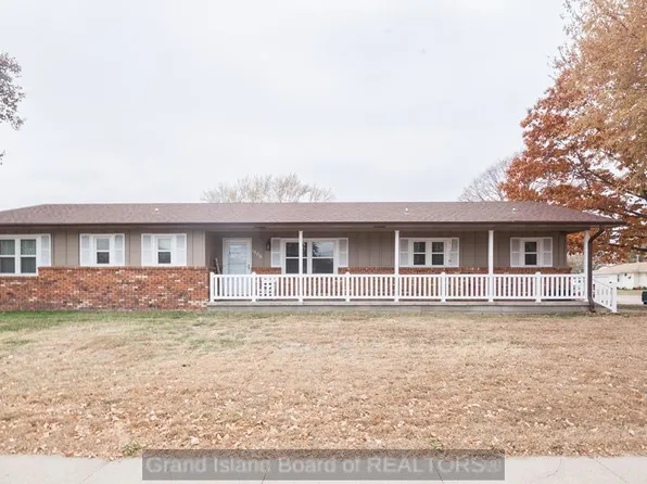 1906 S Blaine St, Grand Island, NE 68803