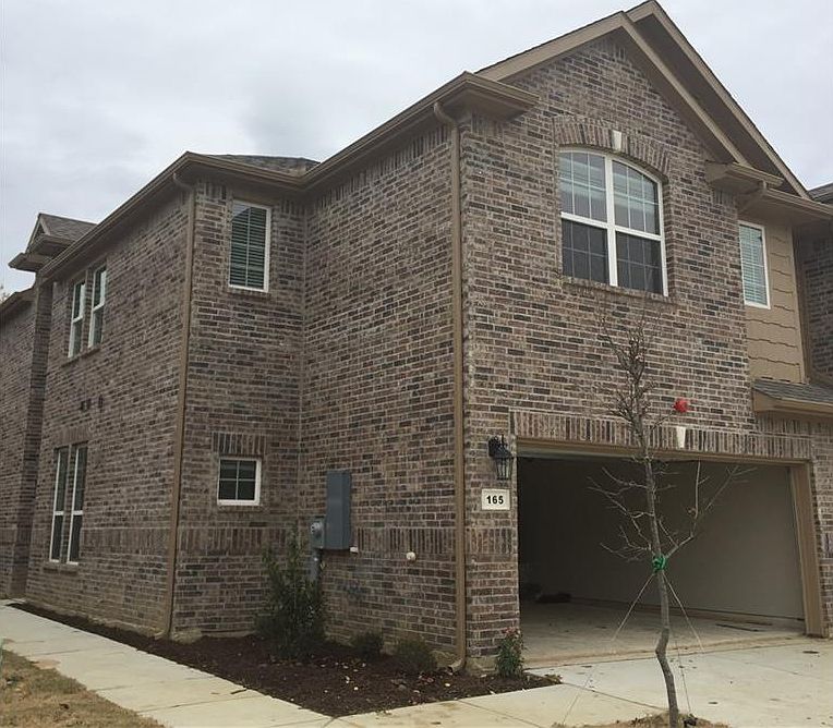 1st image of 165 Barrington Ln