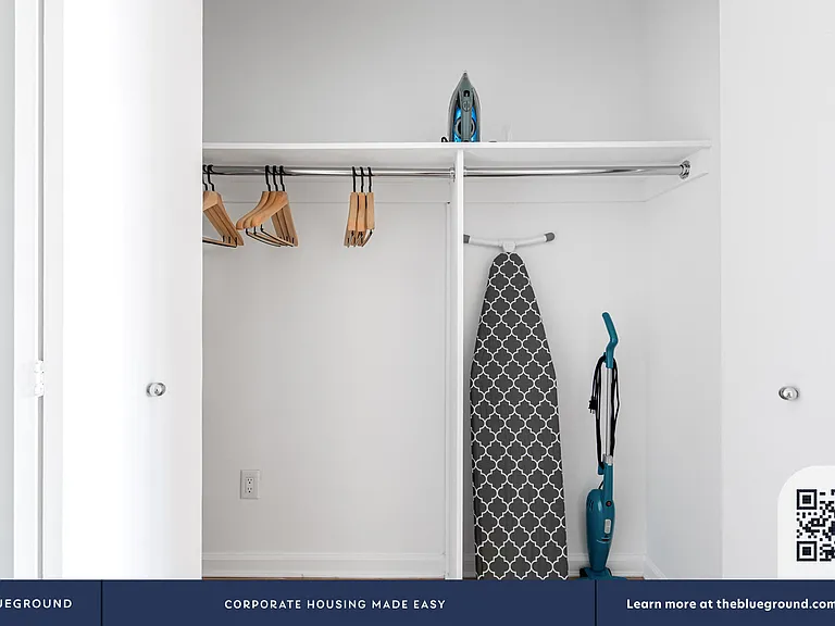 400 Chambers St #21B — Photo 14