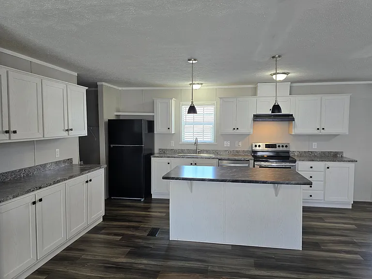 1432 Iron Trl E — Photo 8