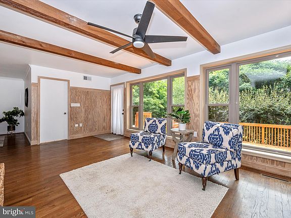 5th image of 2902 Greenhill Ct