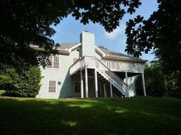 2nd image of 122 Mountain Brooke Dr