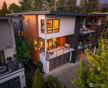 332 10th Avenue S, Kirkland, WA, 98033