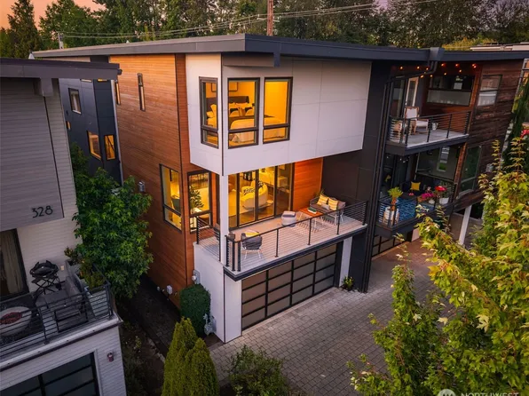 332 10th Avenue S, Kirkland, WA 98033