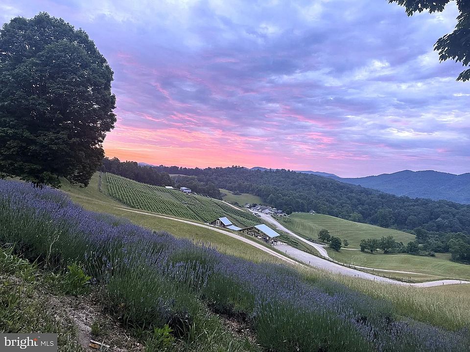 1st image of 3899 Eakin Farm Rd