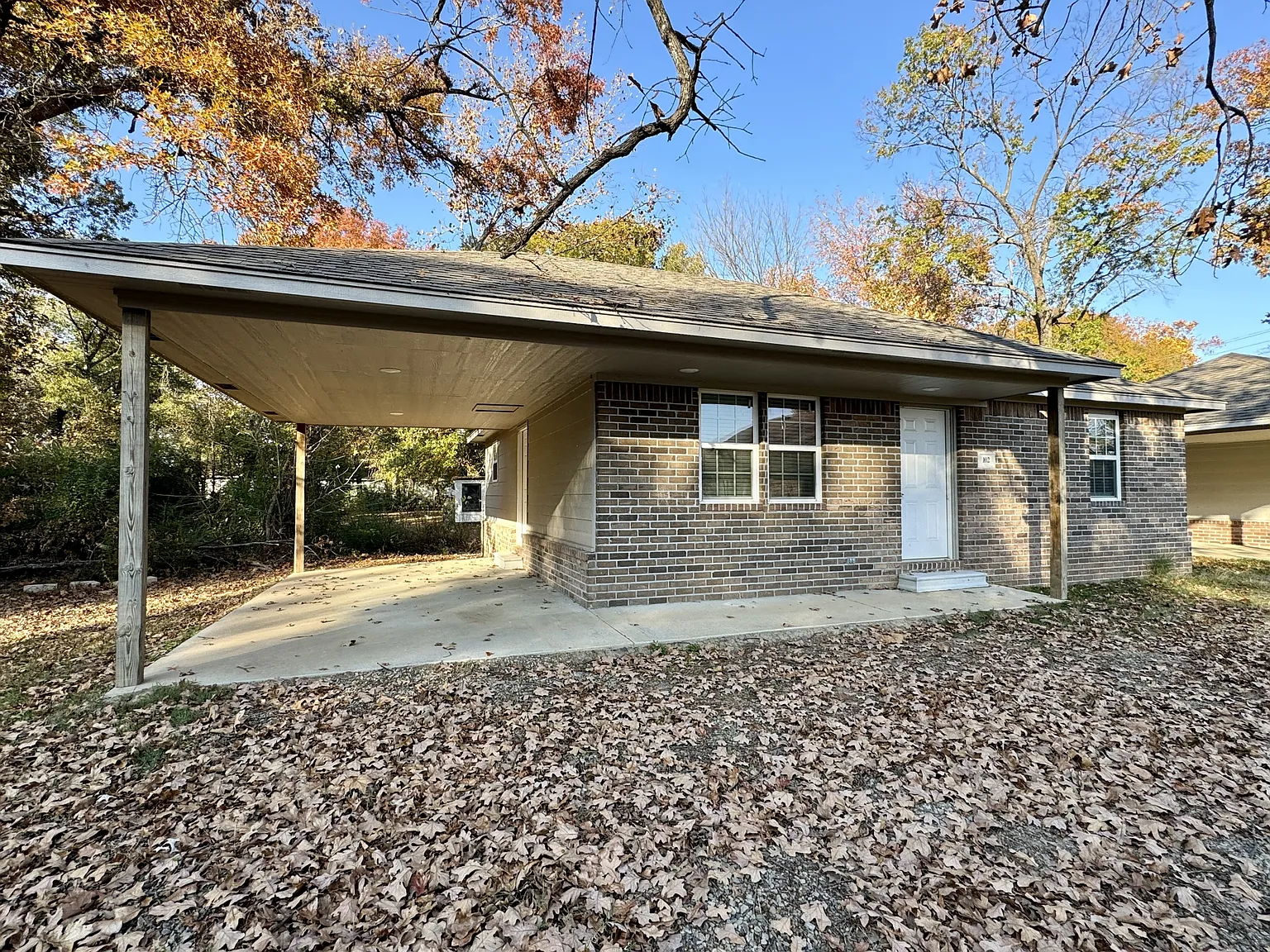 102 Graceanne - 1 — Photo 2