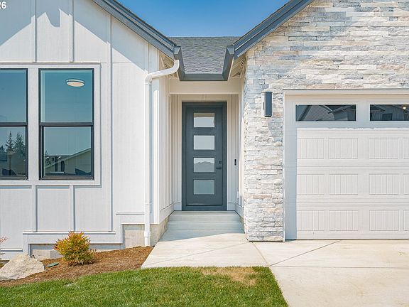 3rd image of 4108 N 12th Way