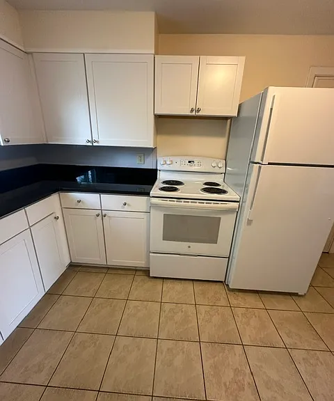 966 Hope St #3 — Photo 3