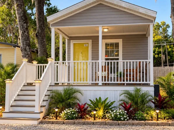 1110 N Summit St #B5, Crescent City, FL 32112