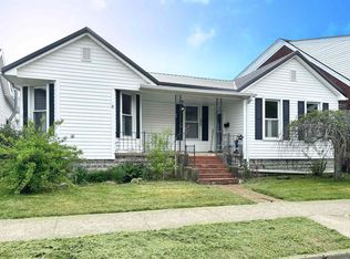 506 Etna St, Russell, KY 41169