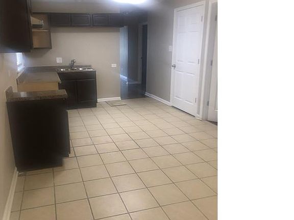 4th image of 7511 S Emerald Ave #1