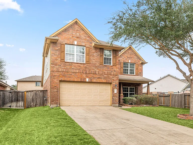 21426 Venture Park Dr — Photo 43