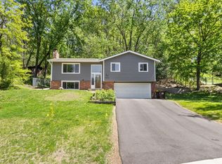 12701 Pheasant Run, Burnsville, MN 55337