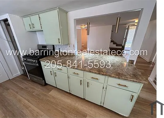 226 Alabama St — Photo 4