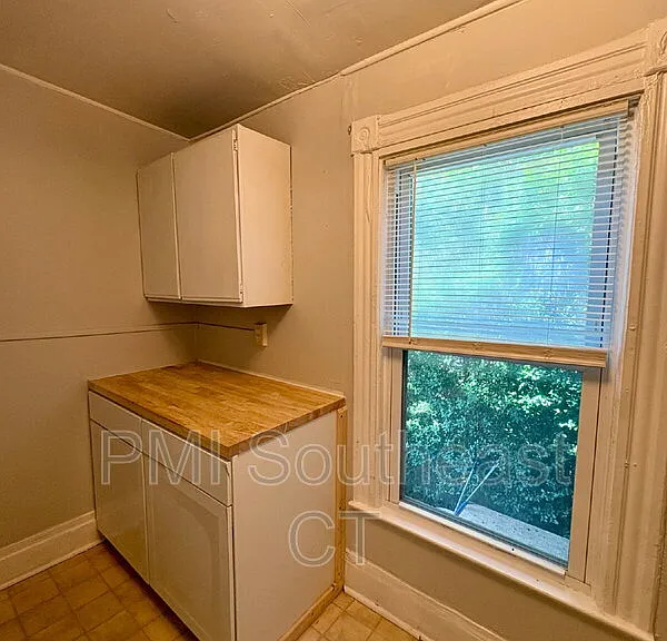 79 Garfield Ave #1F — Photo 7