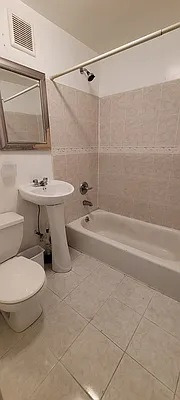 Rented by Michal Kuras, LREB | media 5