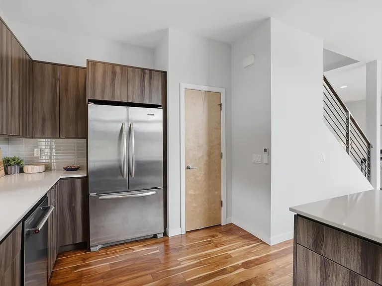 3655 Francis Ave N — Photo 11