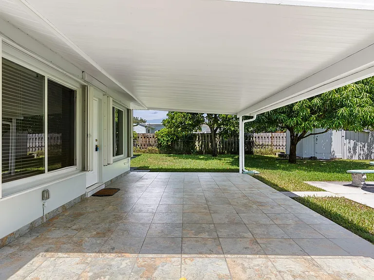 360 Palmetto St — Photo 27