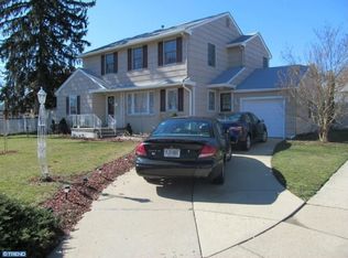 102 S Boulevard Ave, Maple Shade, NJ 08052